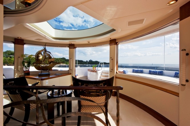 Blue Moon -  Observation Room Sundeck